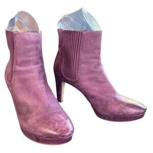Ecco Womens  Size 40 EUR Purple Leather Pull On‎ Heeled  Fashion Boots Bootie